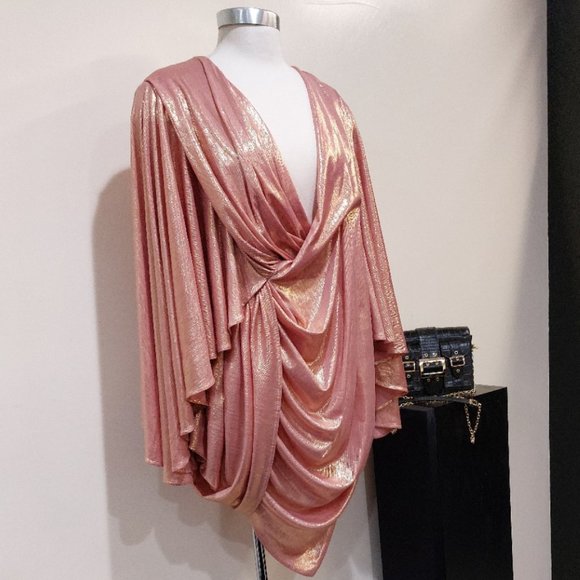 💥BOMBSHELL!💥Asymmetrical Draped Kimono Sleeve Dress in Metallic Pink - Picture 13 of 16